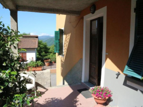 Hilltop Holiday Home in Sesta Godano with Balcony Parking